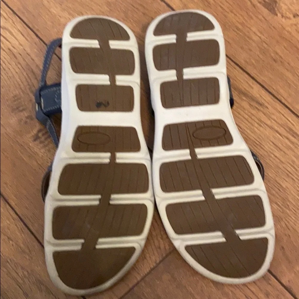 Easy Spirit Blue Comfort Walking Sandals